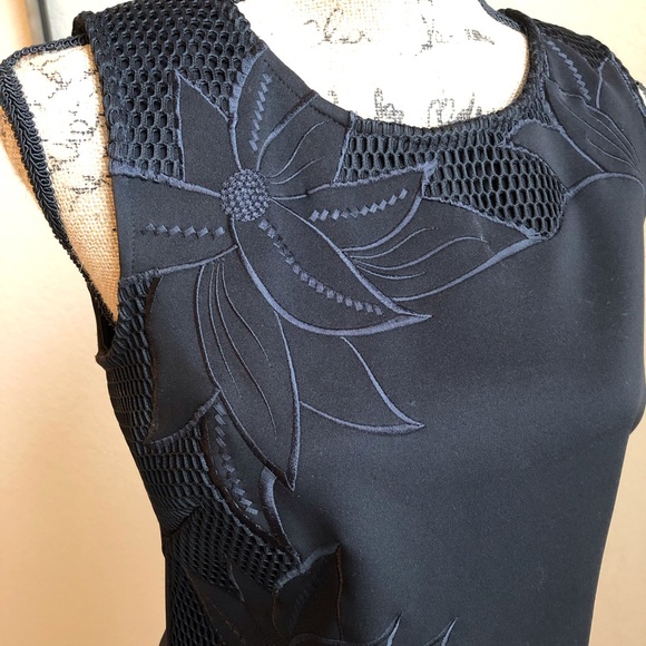 🍁SLNY LBD with Embroidery and Netted Back - Picture 2 of 5